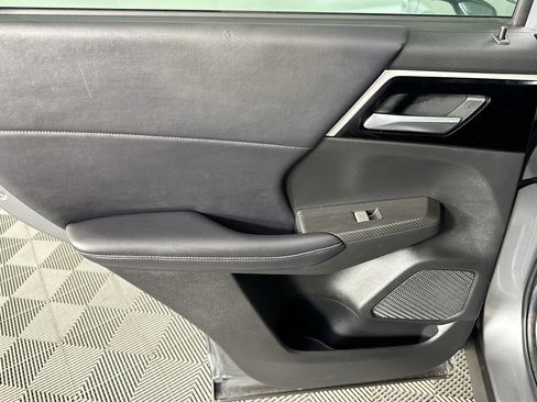 Used 2023 Mitsubishi Outlander Ralliart image 25