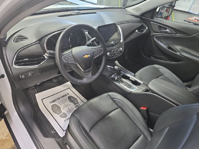 Used 2018 Chevrolet Malibu LT FWD image 15