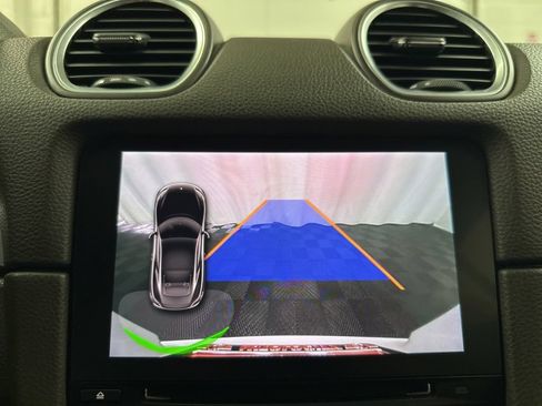 Used 2019 Porsche 718 Cayman RWD image 24