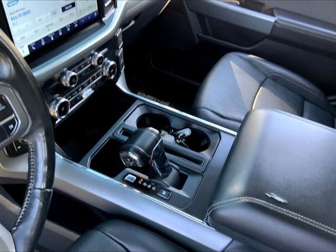 Used 2022 Ford F150 Lariat w/ FX4 Off-Road Package image 15