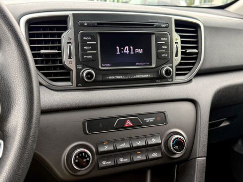 Certified 2018 Kia Sportage LX FWD image 20