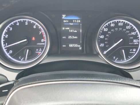 Used 2023 Toyota Camry SE image 15