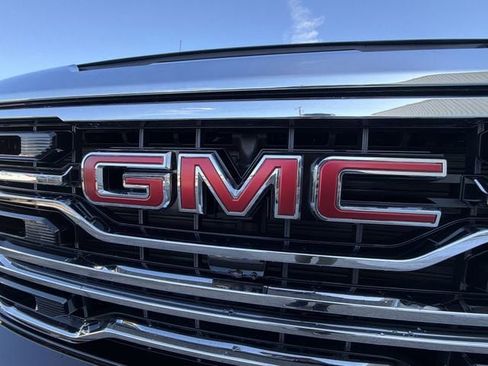 New 2026 GMC Sierra 1500 SLT w/ SLT Premium Plus Package image 31