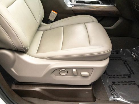 Used 2023 GMC Sierra 1500 SLT w/ SLT Premium Package image 43