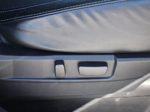 Used 2019 Mitsubishi Outlander SEL image 22