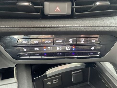 Used 2023 Buick Envision Essence w/ Sport Touring Package image 24