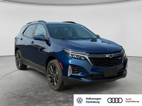 Used 2023 Chevrolet Equinox RS AWD/4WD image 3
