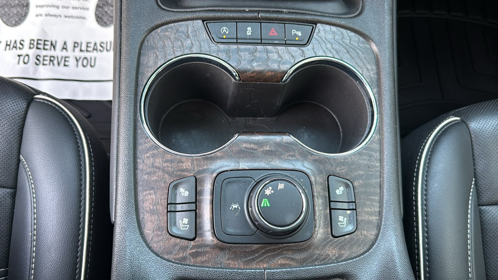 Used 2023 GMC Acadia Denali FWD image 24
