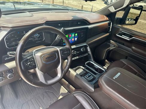 Used 2025 GMC Sierra 2500 Denali w/ Denali Reserve Package AWD/4WD image 28
