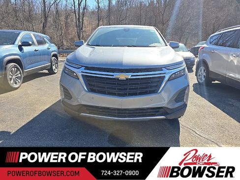 Used 2023 Chevrolet Equinox LT image 2