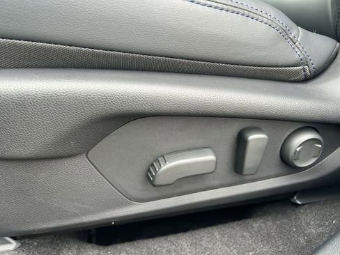New 2026 Subaru Forester Limited AWD/4WD image 32