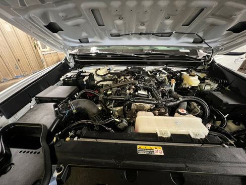 Certified 2024 Toyota Tacoma SR5 image 18