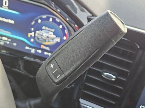 Certified 2025 Chevrolet Silverado 2500 ZR2 w/ Technology Package image 29