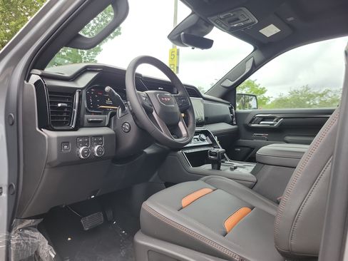 New 2026 GMC Sierra 1500 AT4 w/ AT4 Premium Package AWD/4WD image 7