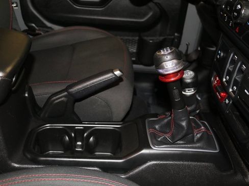 Used 2019 Jeep Wrangler Rubicon image 42