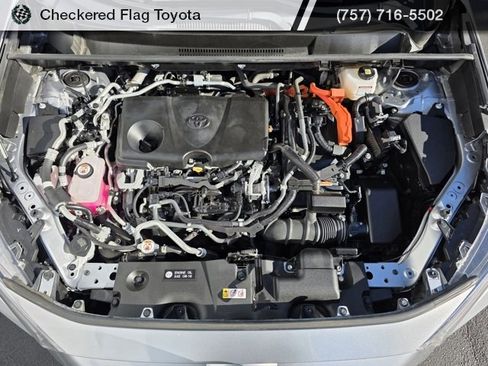 Used 2021 Toyota RAV4 SE image 15