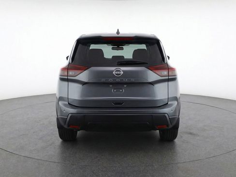 Used 2025 Nissan Rogue SV image 7