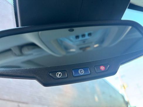 Used 2010 Cadillac SRX Luxury image 31