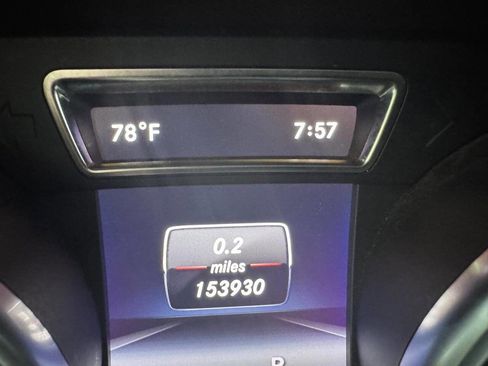 Used 2015 Mercedes-Benz GL 450 4MATIC image 23