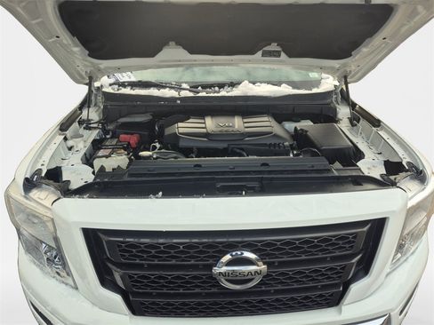 Used 2023 Nissan Titan SV image 26