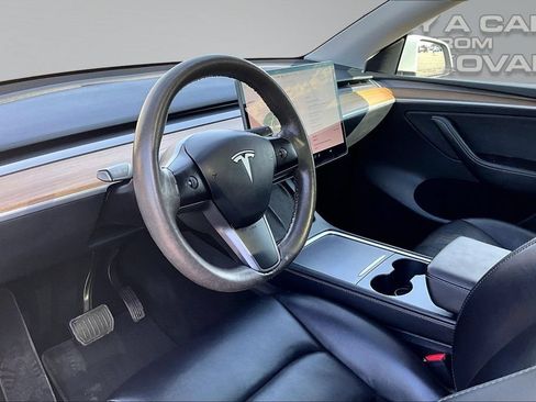 Used 2023 Tesla Model Y Long Range AWD/4WD image 9