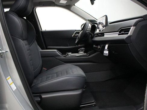 New 2026 Mitsubishi Outlander SE FWD image 18