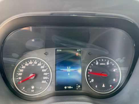 Used 2025 Mercedes-Benz Sprinter 2500 image 18