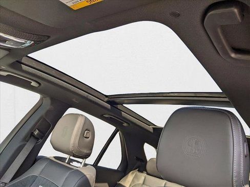 New 2025 Mercedes-Benz GLE 53 AMG AMG GLE 53 image 15