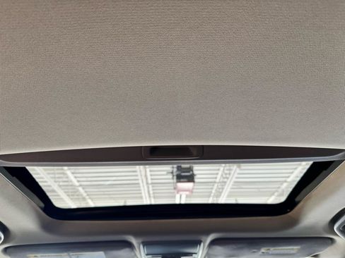Used 2018 Honda CR-V EX-L image 24