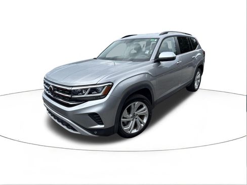 Used 2021 Volkswagen Atlas SE FWD image 4