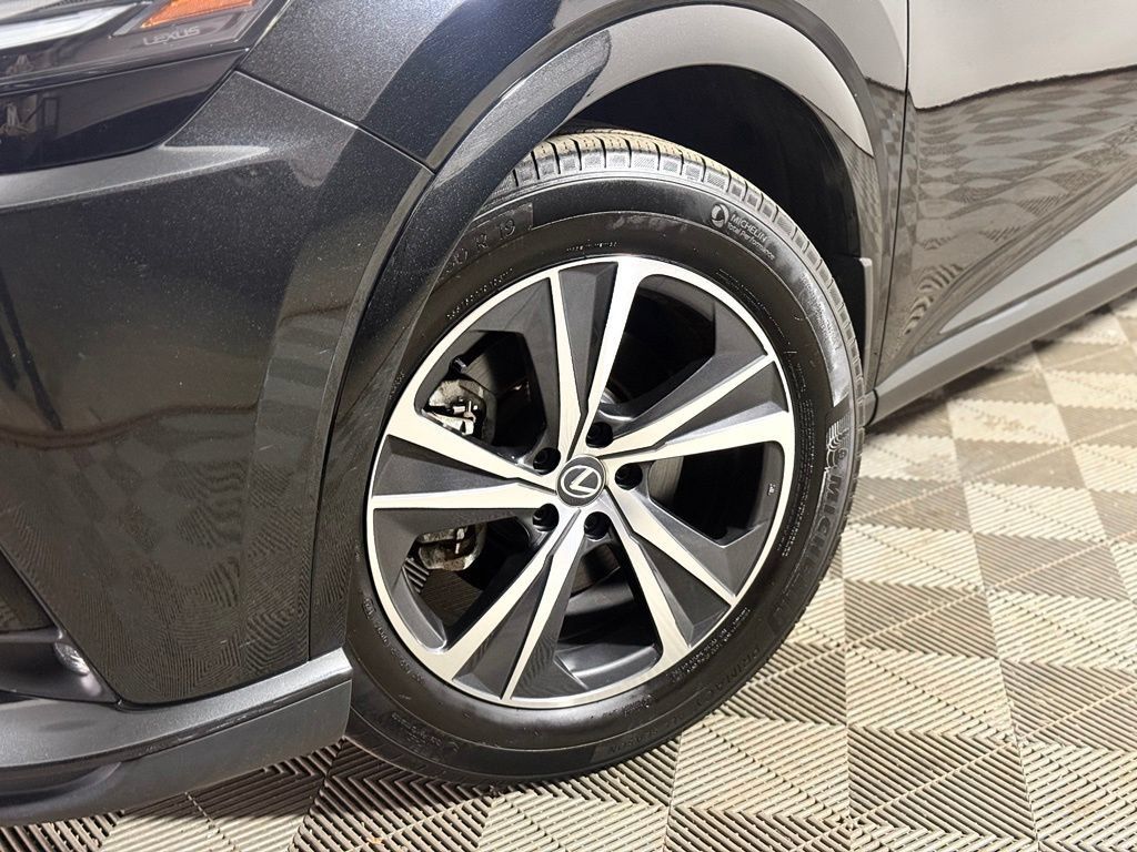 Used 2023 Lexus RX 350 Premium w/ Accessory Package AWD/4WD image 2