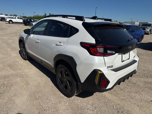 Used 2026 Subaru Crosstrek 2.5i Sport AWD/4WD image 2
