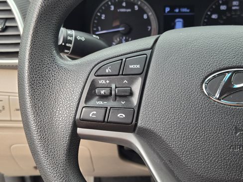 Used 2019 Hyundai Tucson Value FWD image 24