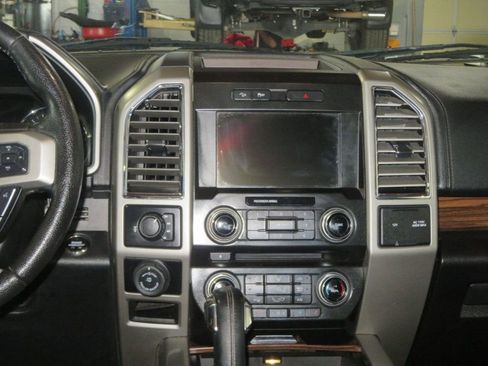 Used 2016 Ford F150 Lariat w/ Equipment Group 501A Mid image 42