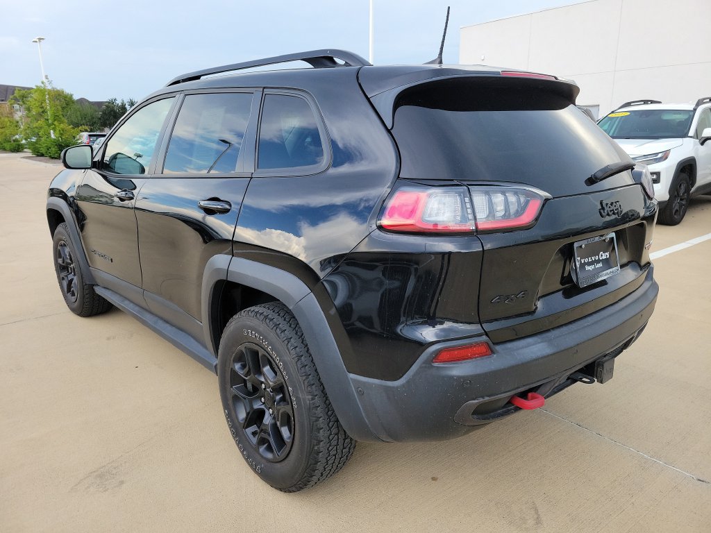 Used 2023 Jeep Cherokee Trailhawk w/ Sun & Sound Group AWD/4WD image 5