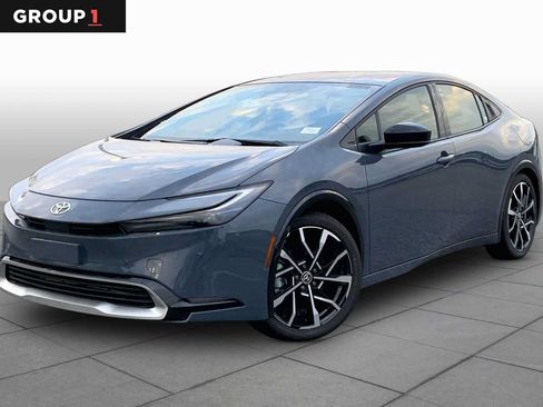 Used 2026 Toyota Prius Plug-In Hybrid FWD image 1
