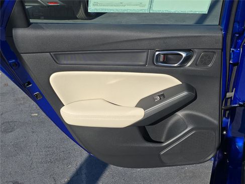 Used 2023 Acura Integra A-Spec image 9