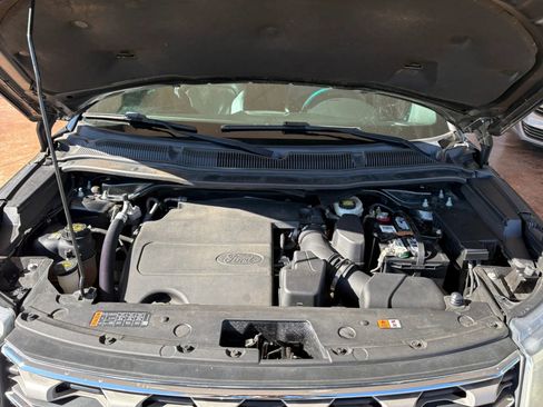 Used 2016 Ford Explorer XLT w/ Equipment Group 202A image 30