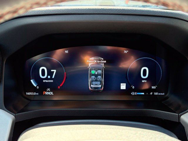Used 2025 Ford Explorer Active w/ Active Comfort Package RWD image 19