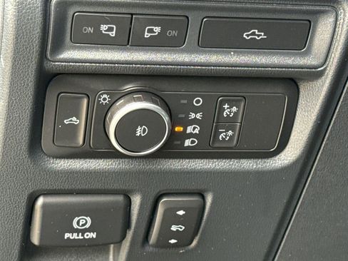 Used 2022 Ford F150 Lariat w/ Equipment Group 501A Mid image 23