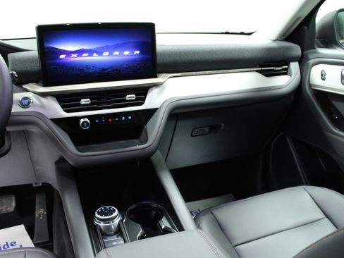 New 2026 Ford Explorer Active w/ Active Comfort Package image 20