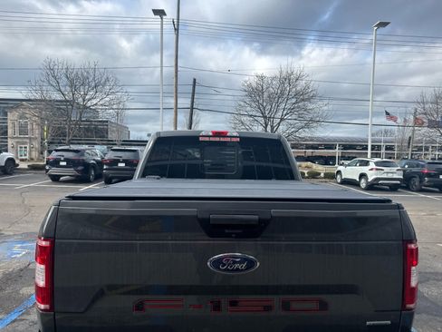 Used 2018 Ford F150 XLT w/ Equipment Group 302A Luxury image 3