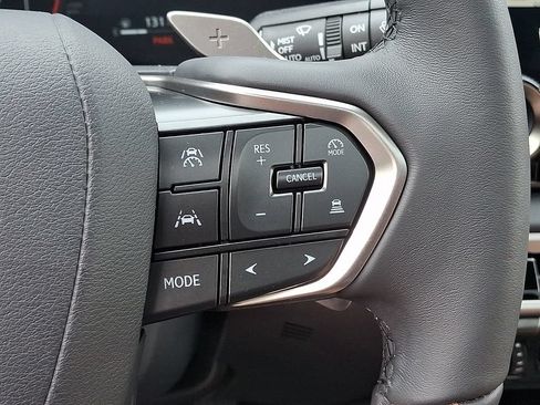 Used 2025 Lexus RX 350 Premium w/ Accessory Package AWD/4WD image 23