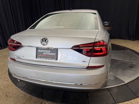 Used 2018 Volkswagen Passat 2.0T SE image 8