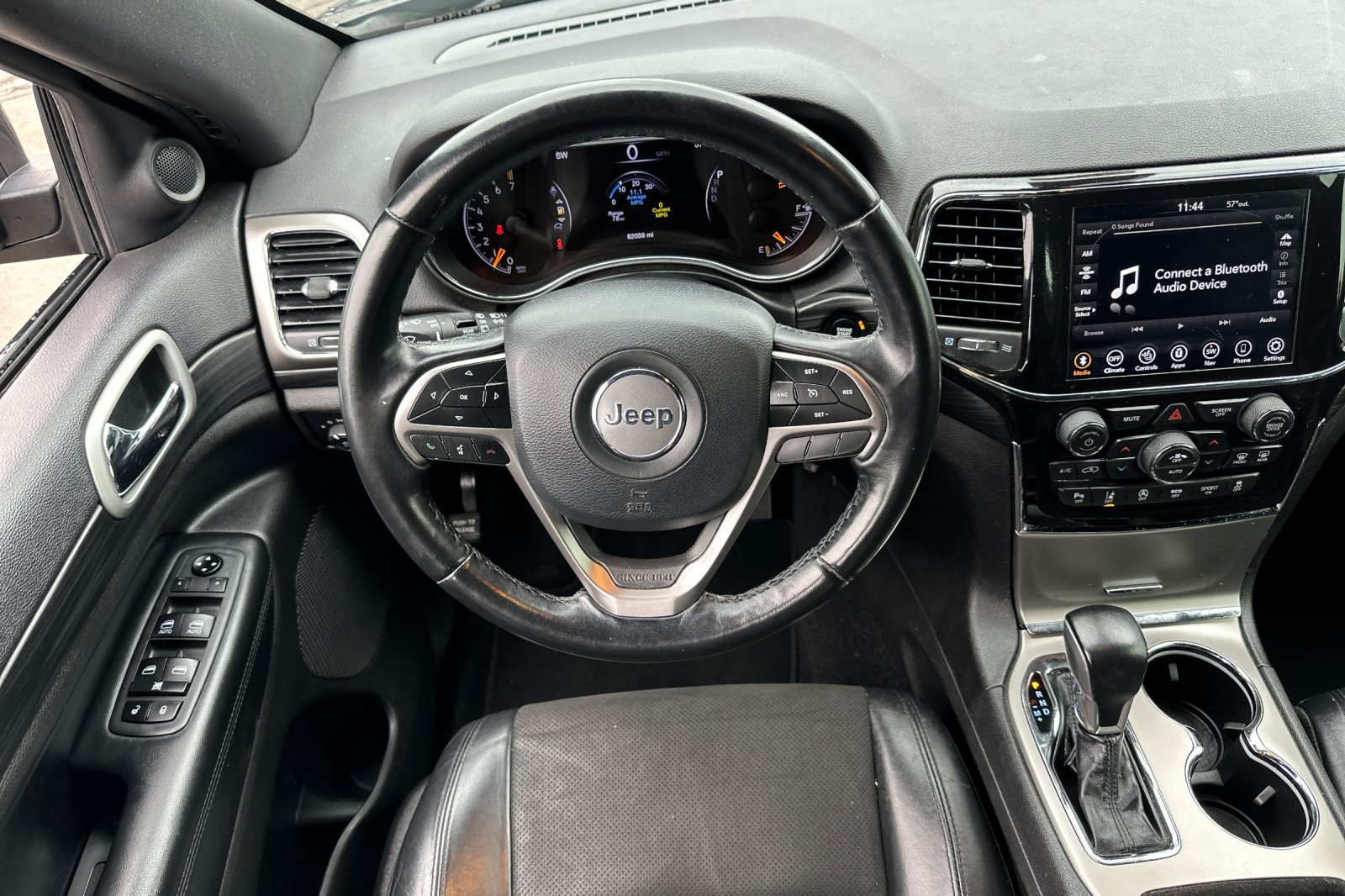 Used 2021 Jeep Grand Cherokee Laredo X AWD/4WD image 14