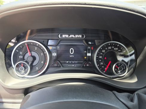 New 2026 RAM 3500 Big Horn AWD/4WD image 33