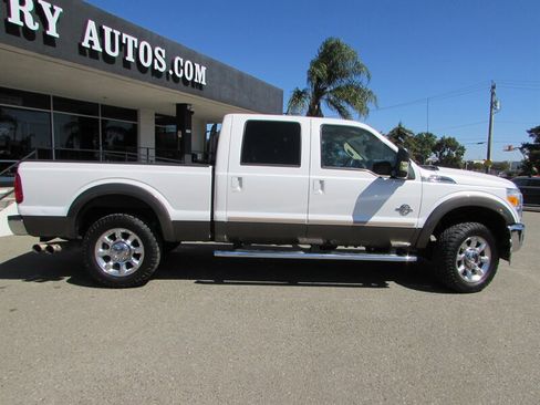 Used 2015 Ford F250 Lariat w/ Lariat Ultimate Package AWD/4WD image 8