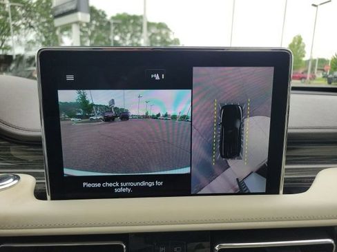 Used 2023 Lincoln Aviator Black Label w/ Dynamic Handling Package AWD/4WD image 39