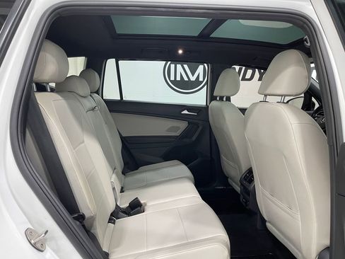 Used 2021 Volkswagen Tiguan SE R-Line image 30