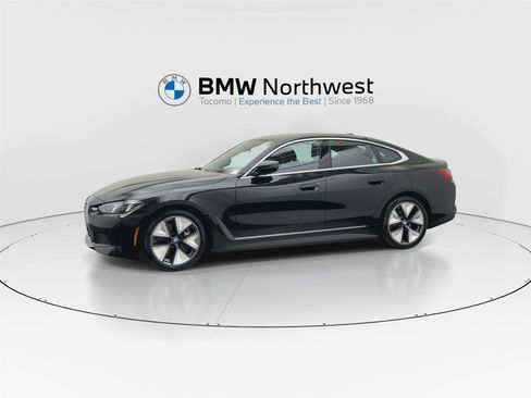 Used 2025 BMW i4 xDrive40i w/ Parking Assistance Package image 10
